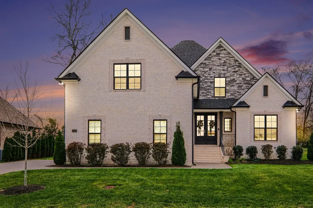 1124 Willow Springs Drive Lebanon TN 37087