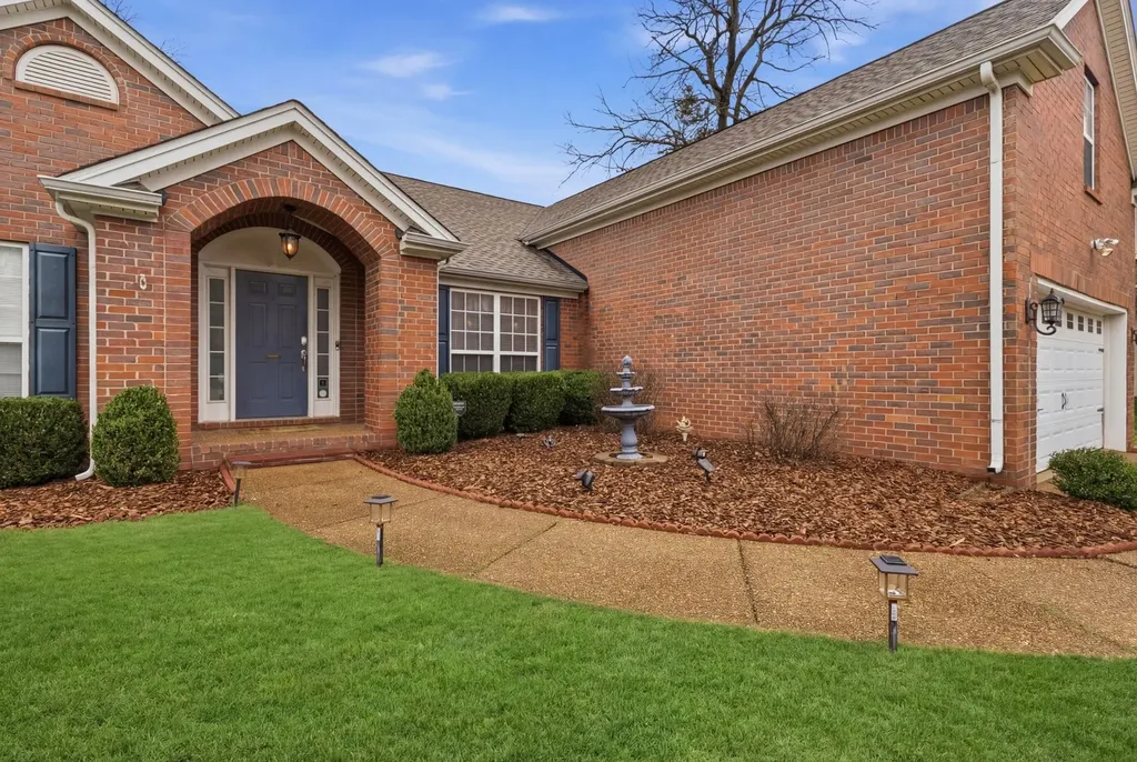 2922 Burtonwood Drive Spring Hill TN 37174