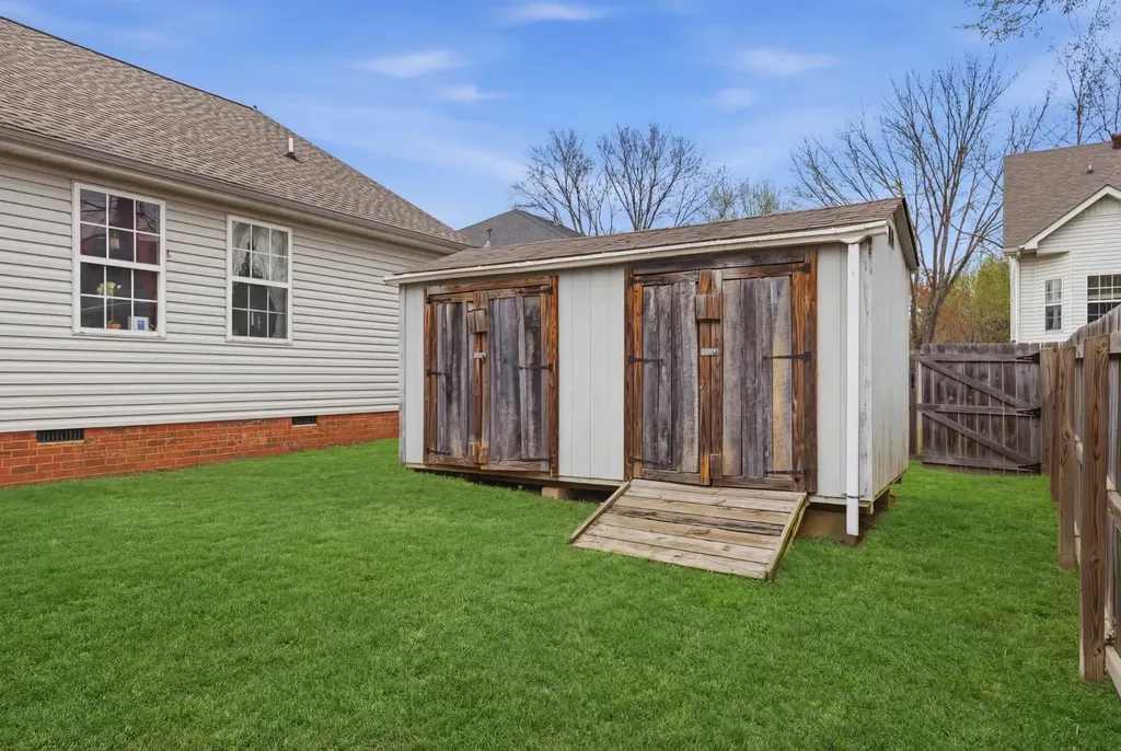 2922 Burtonwood Drive Spring Hill TN 37174