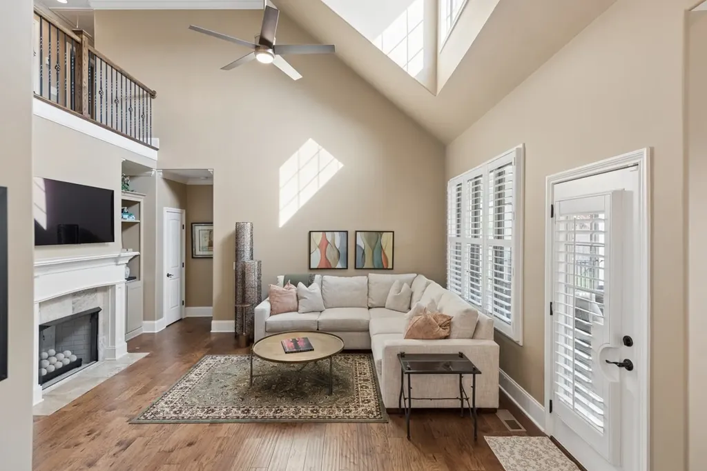 105 Carly Close, W Hendersonville TN 37075