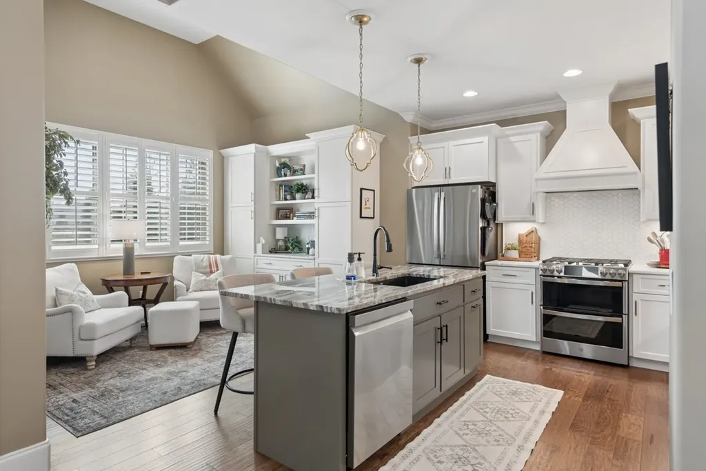 105 Carly Close, W Hendersonville TN 37075