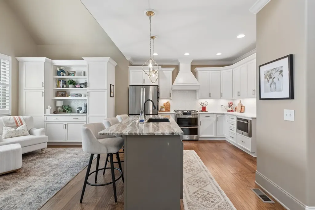 105 Carly Close, W Hendersonville TN 37075