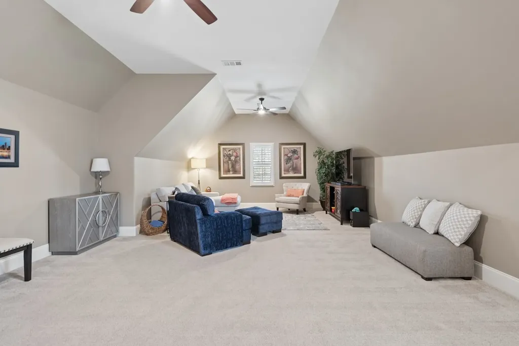 105 Carly Close, W Hendersonville TN 37075
