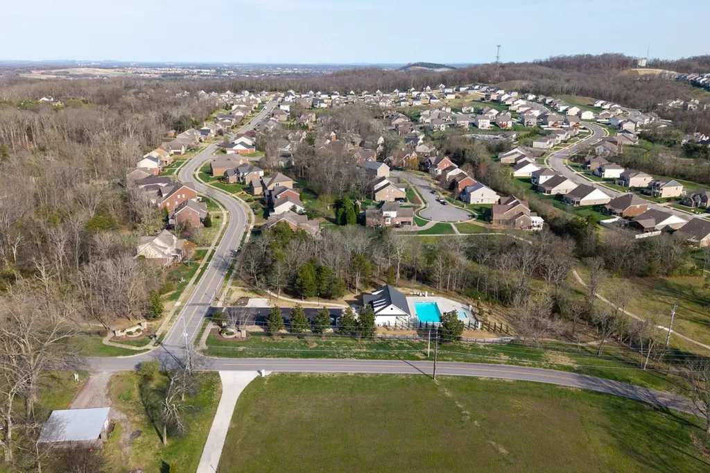105 Carly Close, W Hendersonville TN 37075