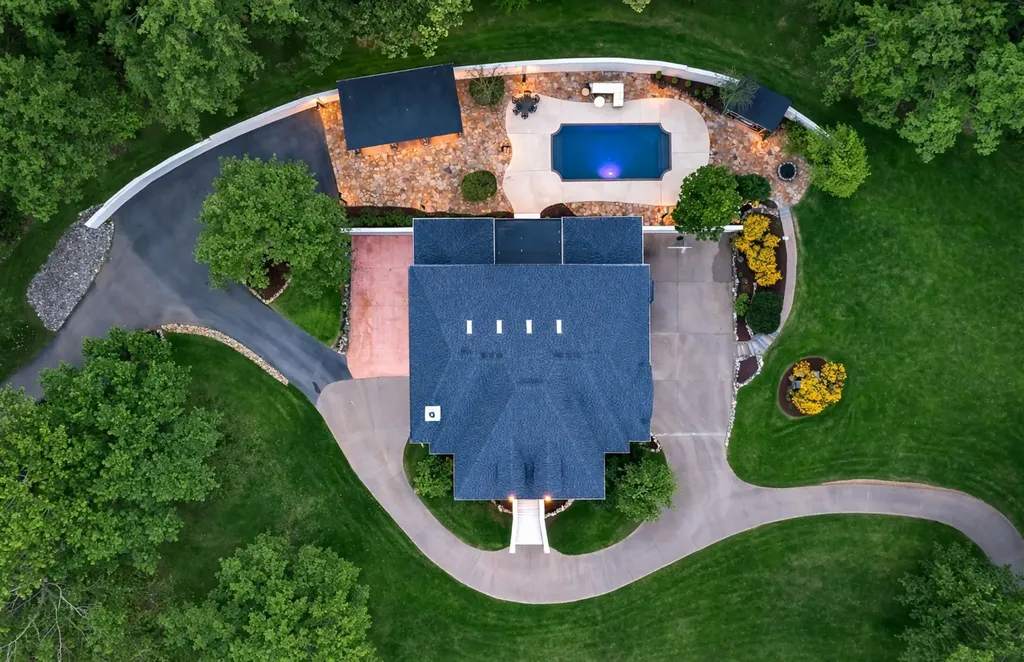 2183 S Berrys Chapel Road Franklin TN 37069