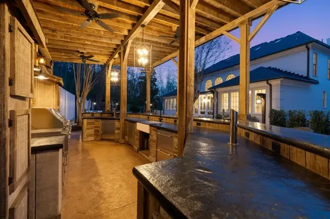 2183 S Berrys Chapel Road Franklin TN 37069
