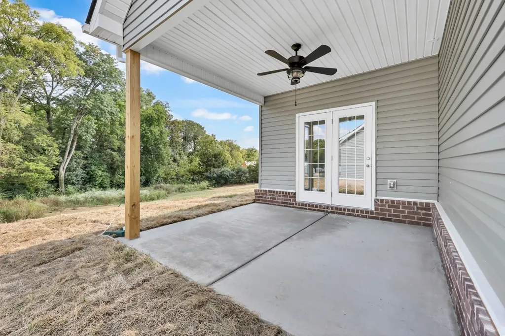 1123 Mourning Cloak Drive Clarksville TN 37043