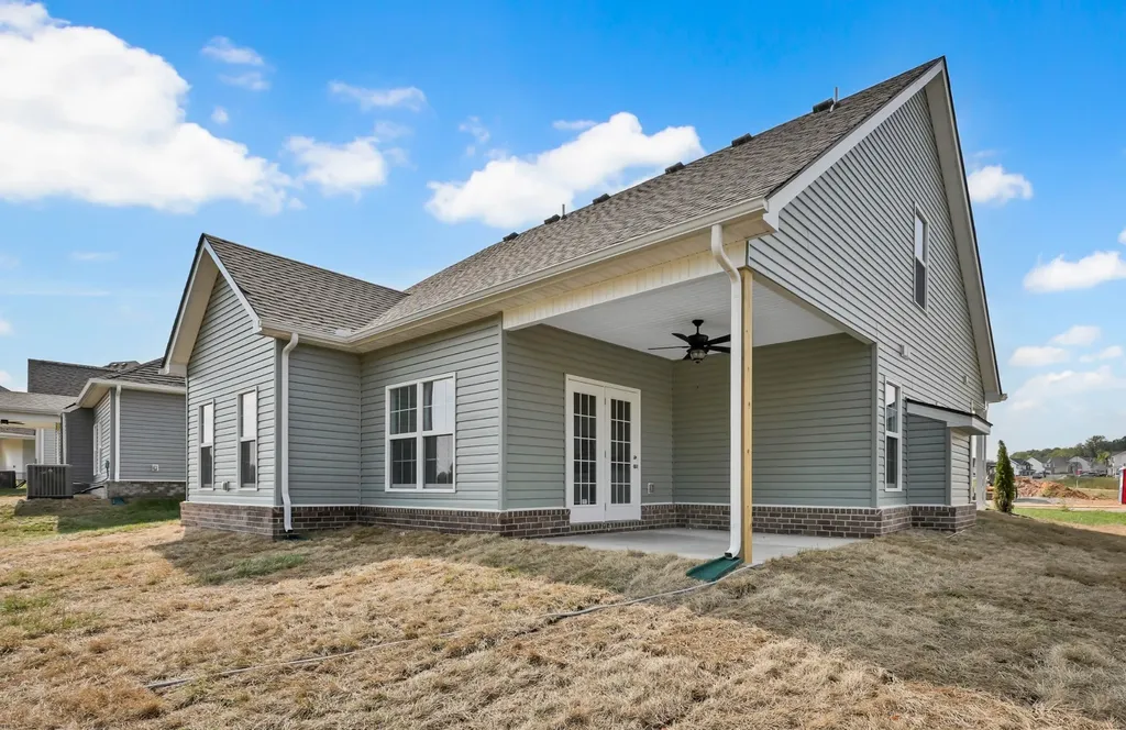 1123 Mourning Cloak Drive Clarksville TN 37043