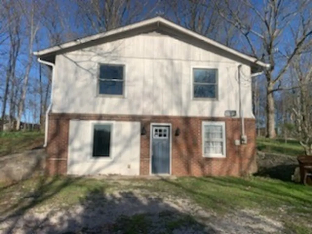 864 Tom Osborne Road Columbia TN 38401
