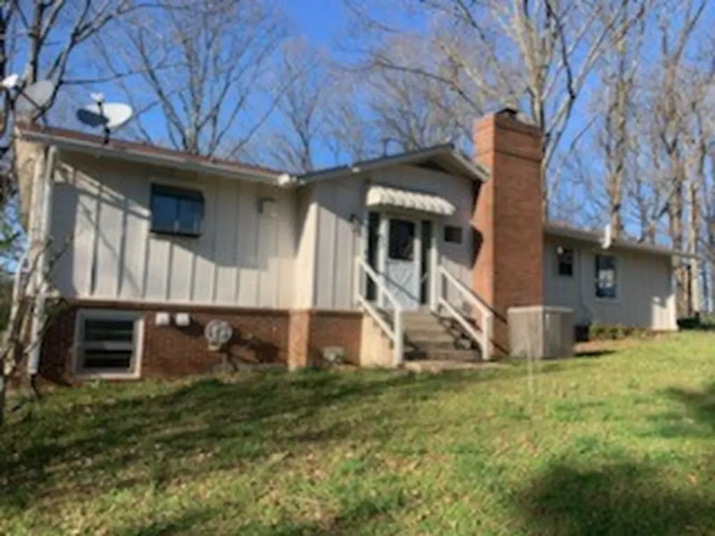 864 Tom Osborne Road Columbia TN 38401