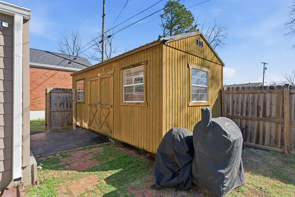 813 Bryan Street Old Hickory TN 37138