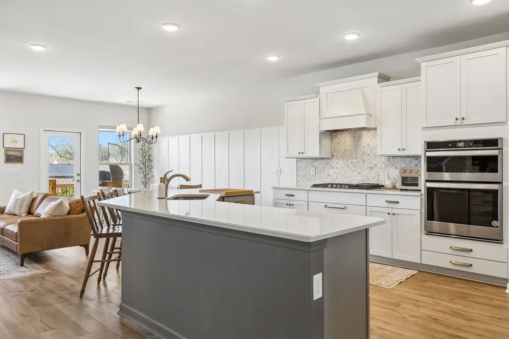120 Macy Drive Hendersonville TN 37075