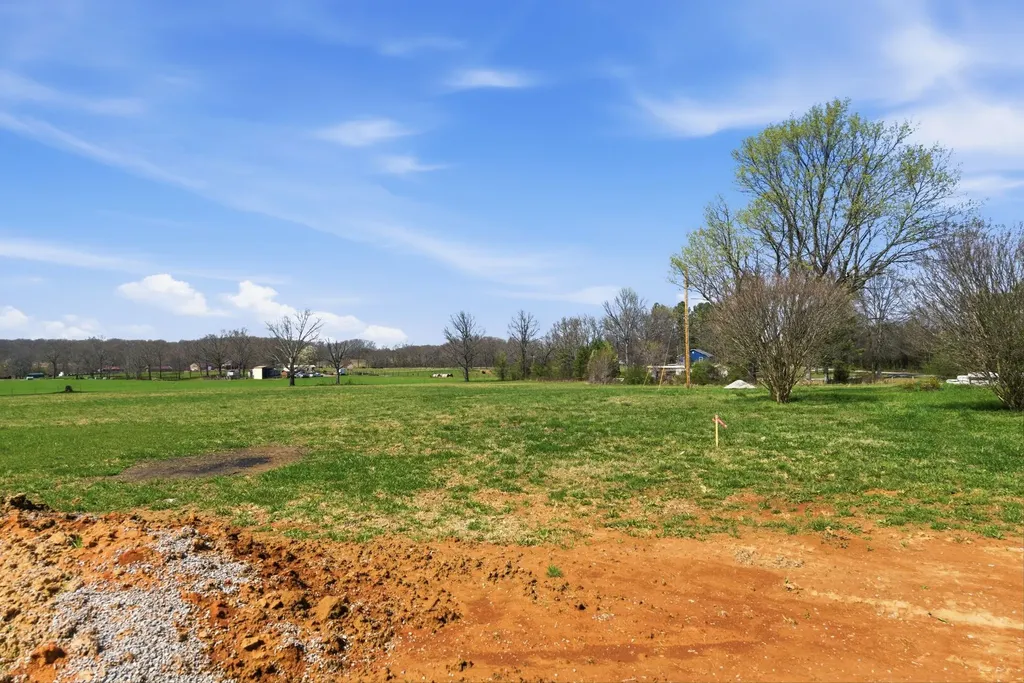 1605 Paynes Church Road Winchester TN 37398
