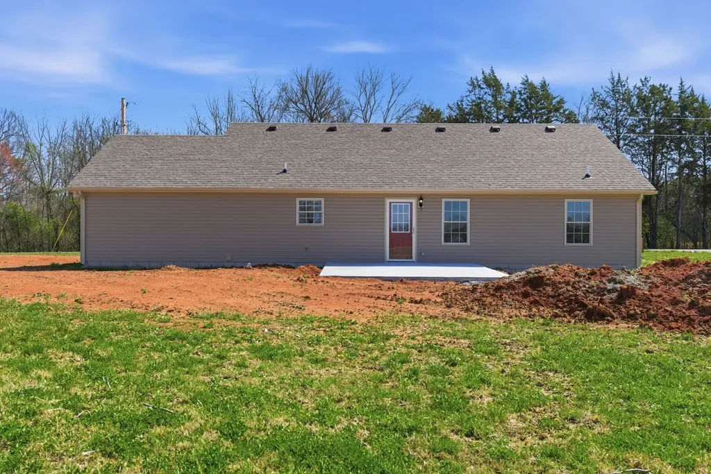 1605 Paynes Church Road Winchester TN 37398