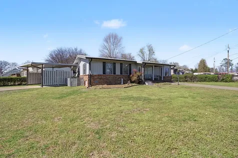 806 Dahlia Drive Lebanon TN 37087