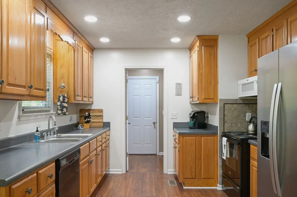 14 Long Meadow Drive Fayetteville TN 37334