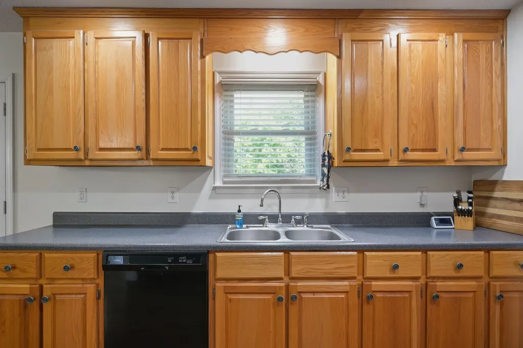 14 Long Meadow Drive Fayetteville TN 37334