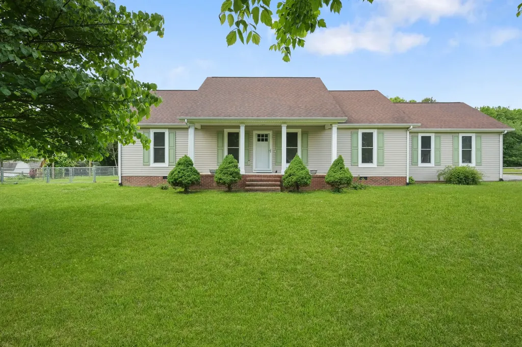 14 Long Meadow Drive Fayetteville TN 37334