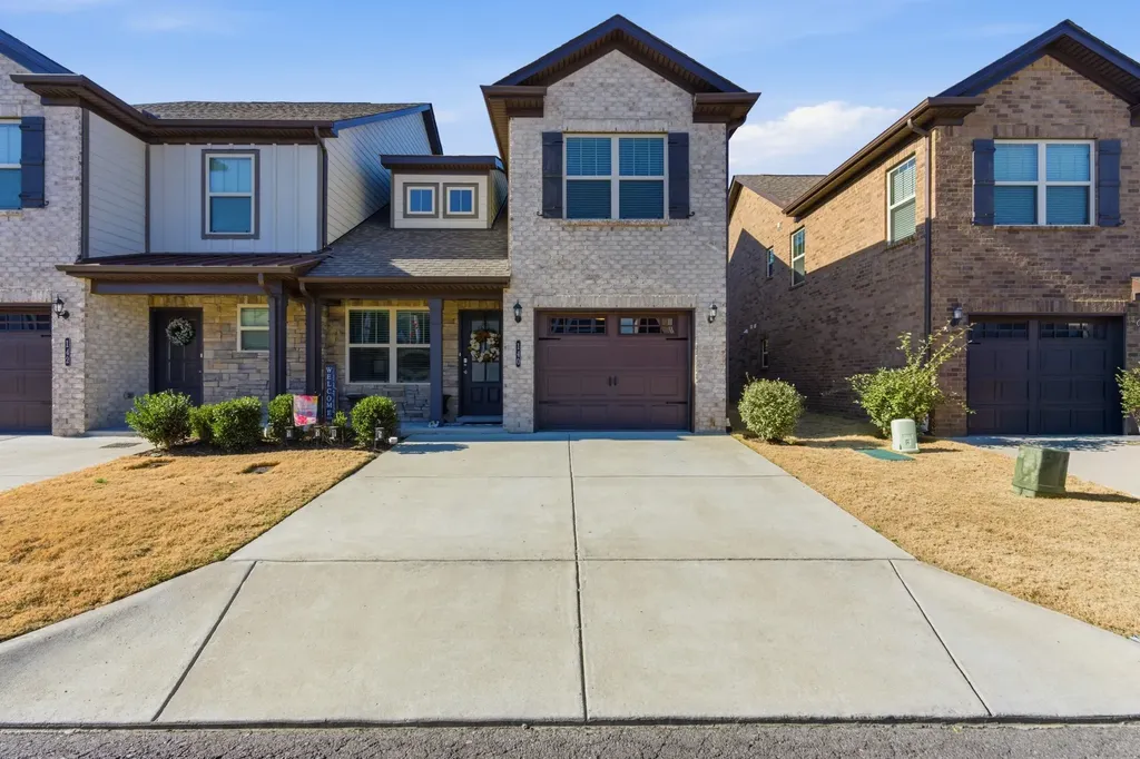 140 Rising Pvt Lane Gallatin TN 37066