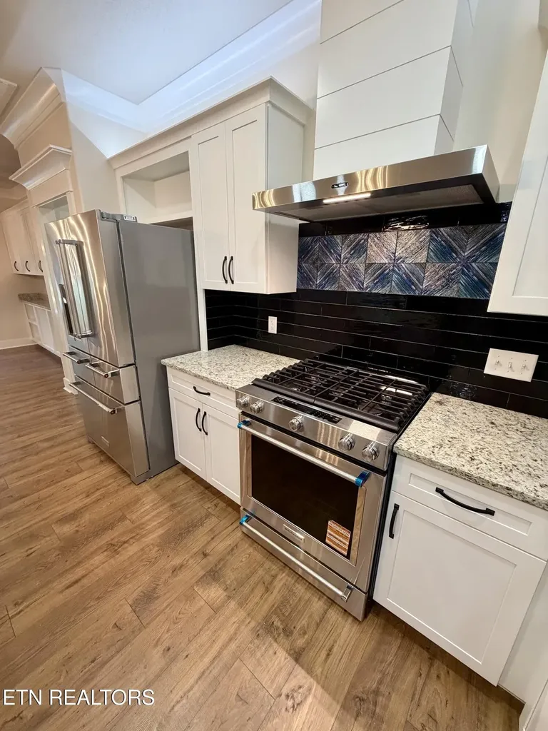 414 Beachwood Drive Crossville TN 38558