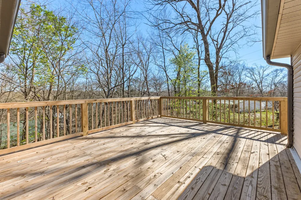 66 Highland Lane Waverly TN 37185