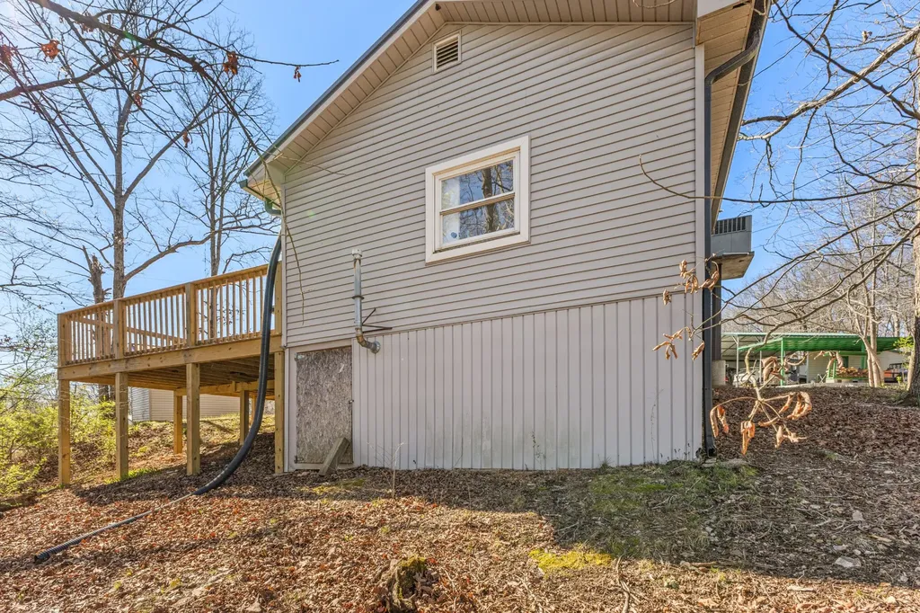 66 Highland Lane Waverly TN 37185