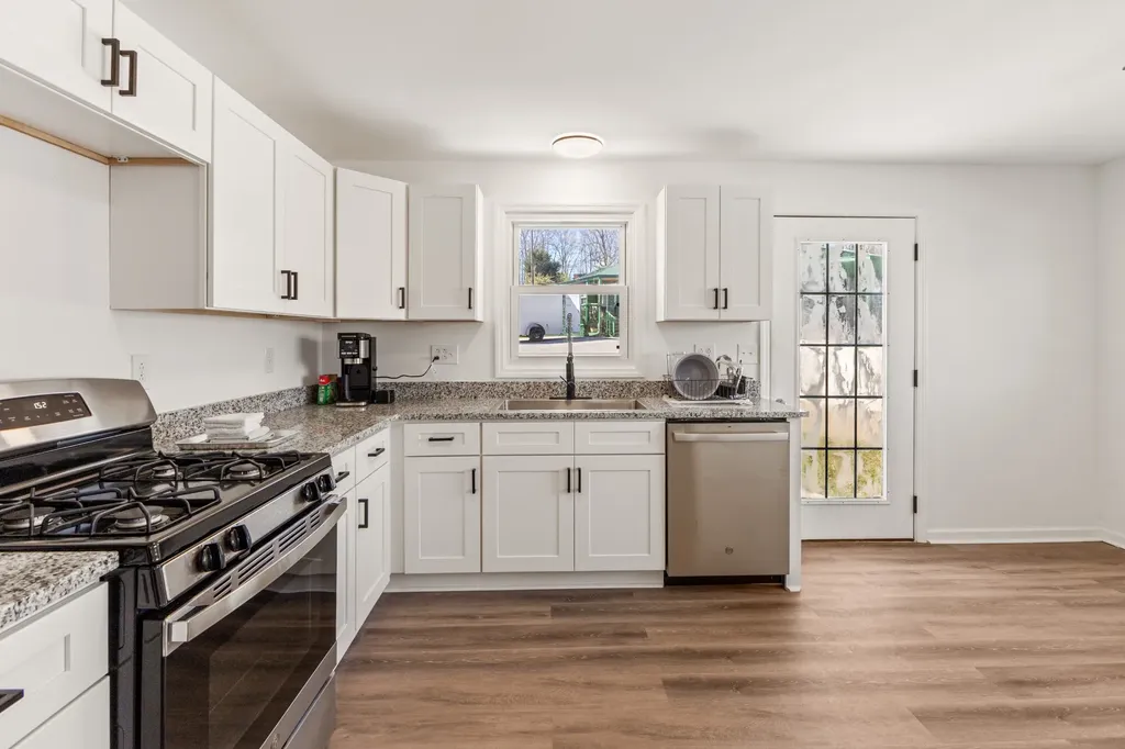 66 Highland Lane Waverly TN 37185