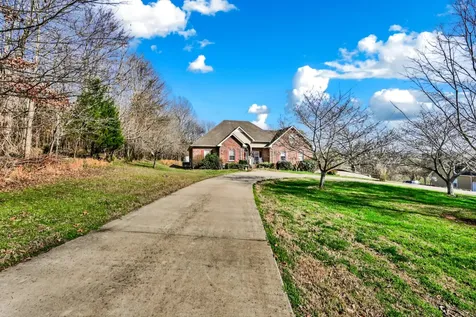 2410 Dunbar Road Woodlawn TN 37191