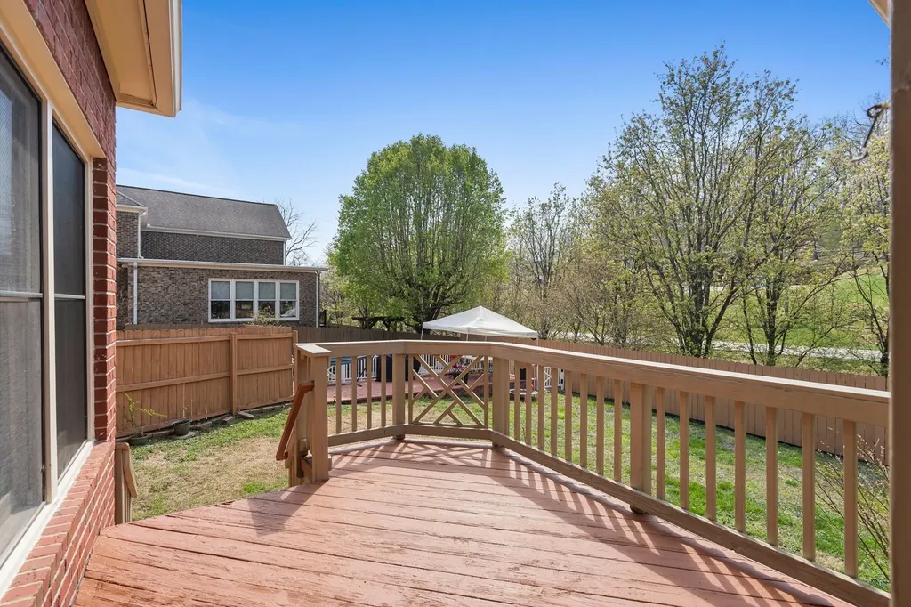 132 Sequoyah Lane Nashville TN 37221
