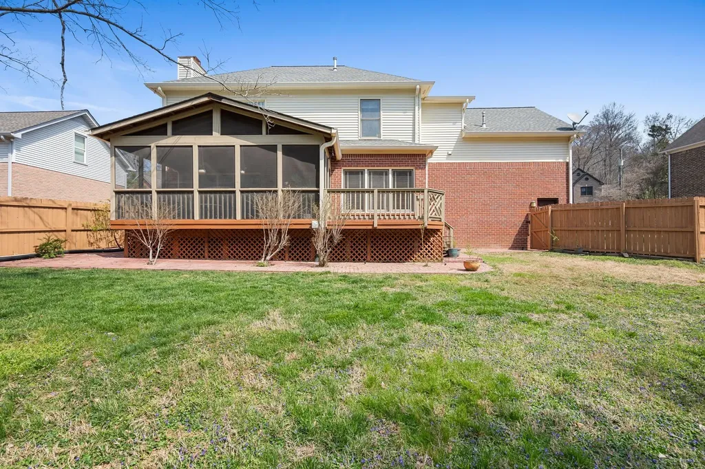 132 Sequoyah Lane Nashville TN 37221