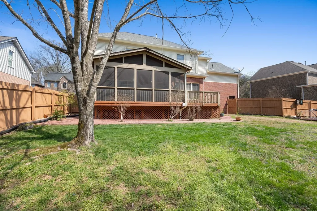132 Sequoyah Lane Nashville TN 37221