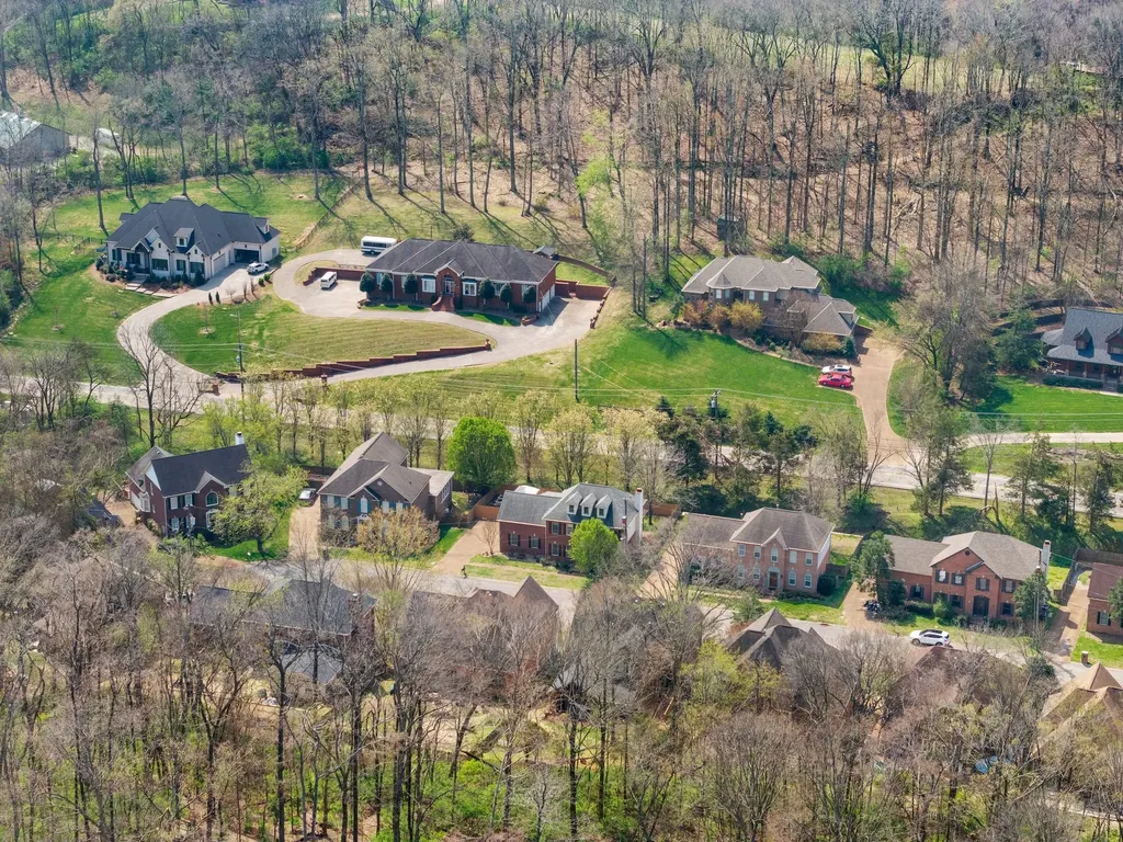 132 Sequoyah Lane Nashville TN 37221