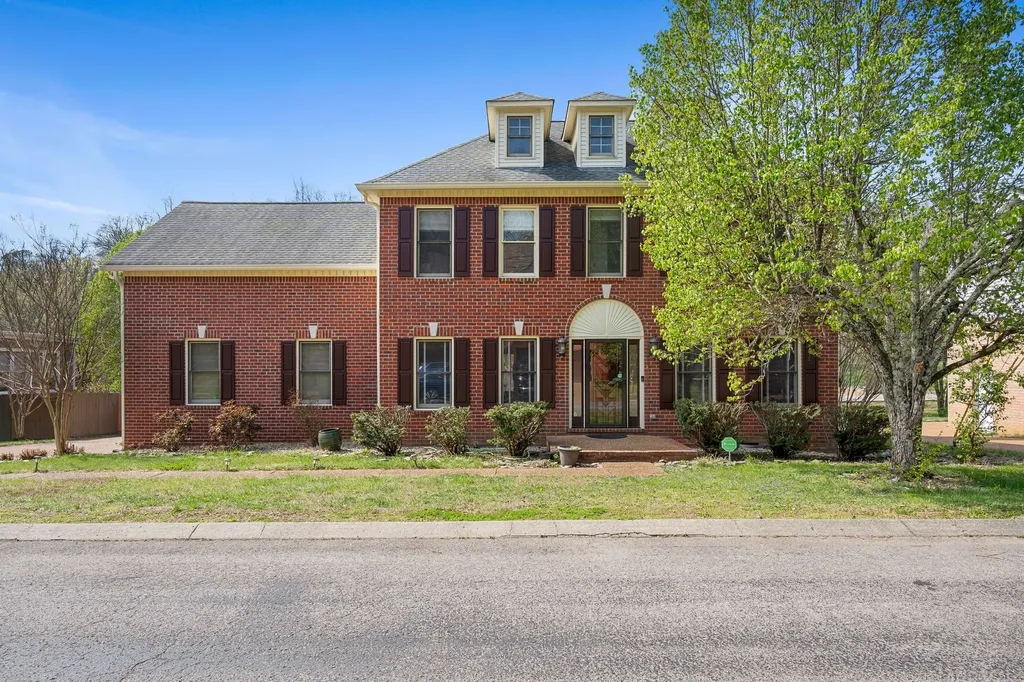 132 Sequoyah Lane Nashville TN 37221