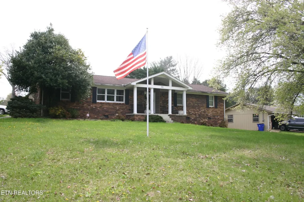 312 Kimberlin Heights Road Knoxville TN 37920