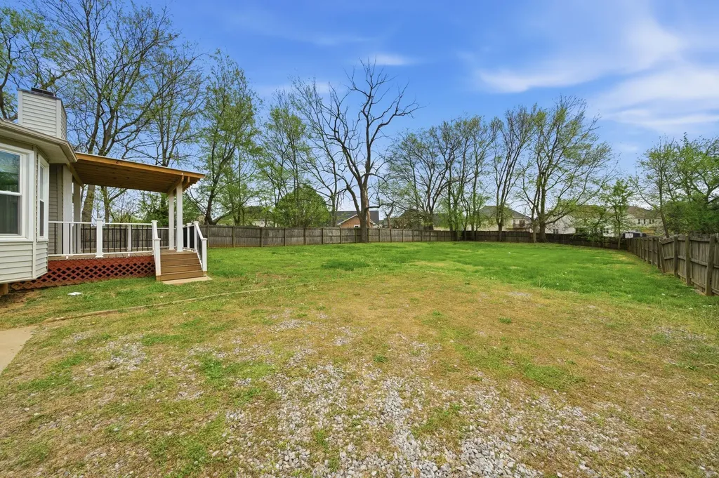 1718 Crestview Drive Clarksville TN 37042