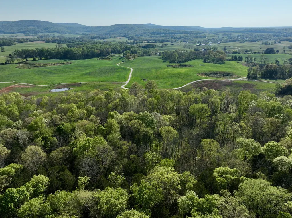 1 Russell Road Rock Island TN 38581