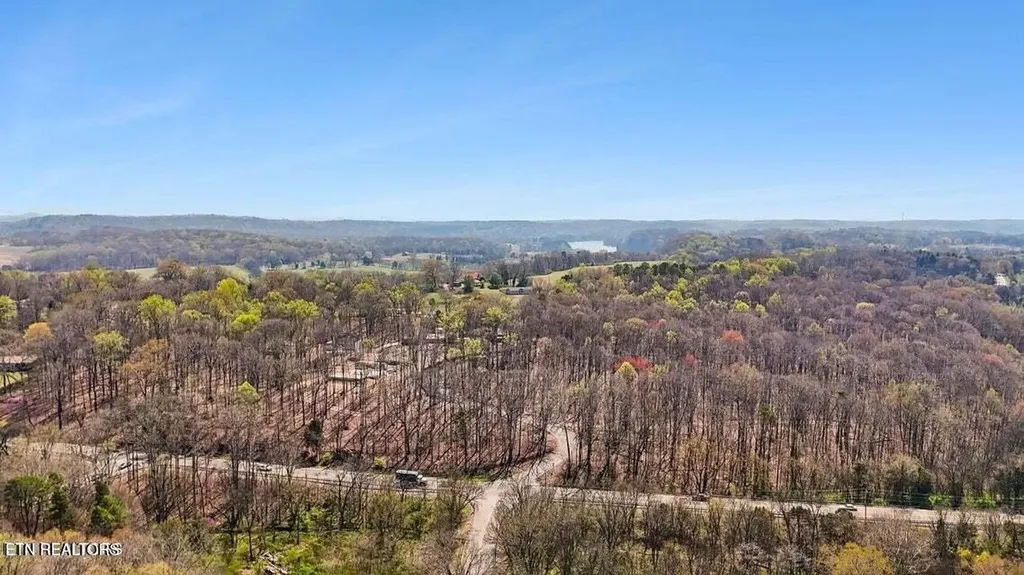1300 Old Sugar Limb Road Loudon TN 37774
