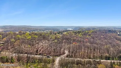 1300 Old Sugar Limb Road Loudon TN 37774