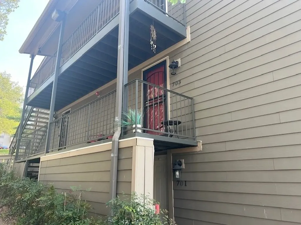 703 Ashlawn Place Nashville TN 37211