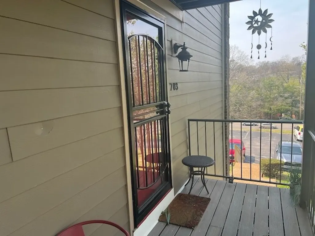 703 Ashlawn Place Nashville TN 37211
