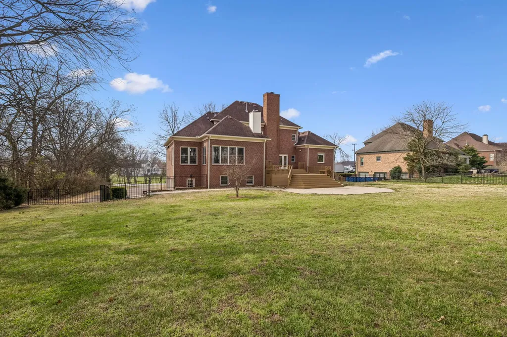 9004 Old Smyrna Road Brentwood TN 37027