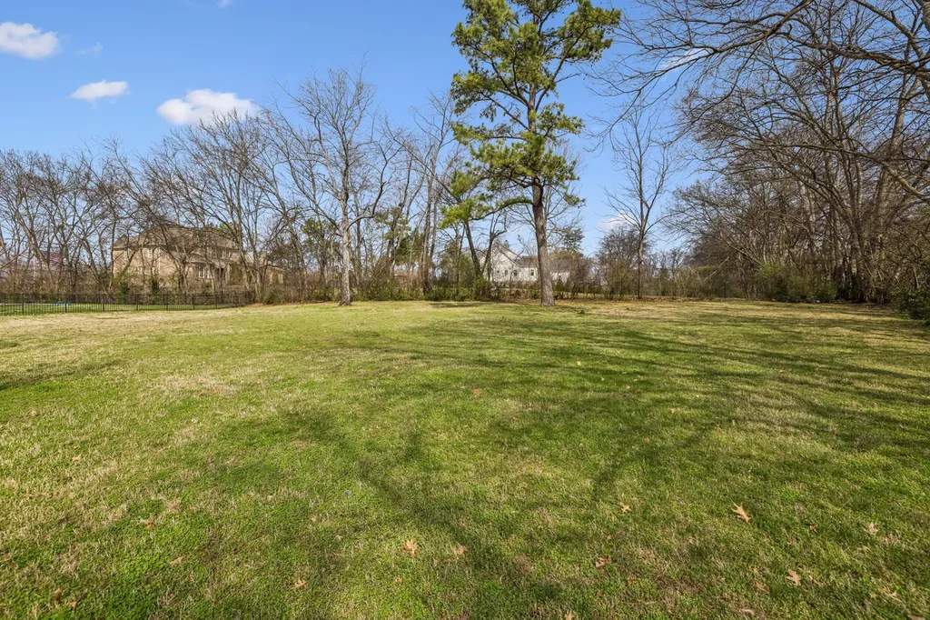 9004 Old Smyrna Road Brentwood TN 37027