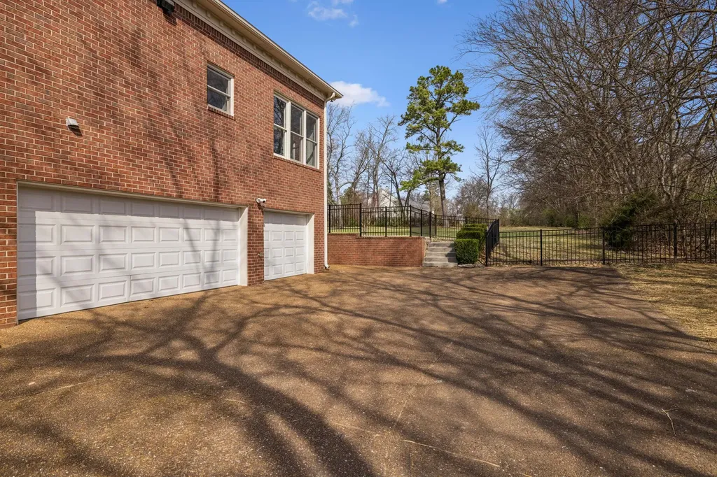 9004 Old Smyrna Road Brentwood TN 37027