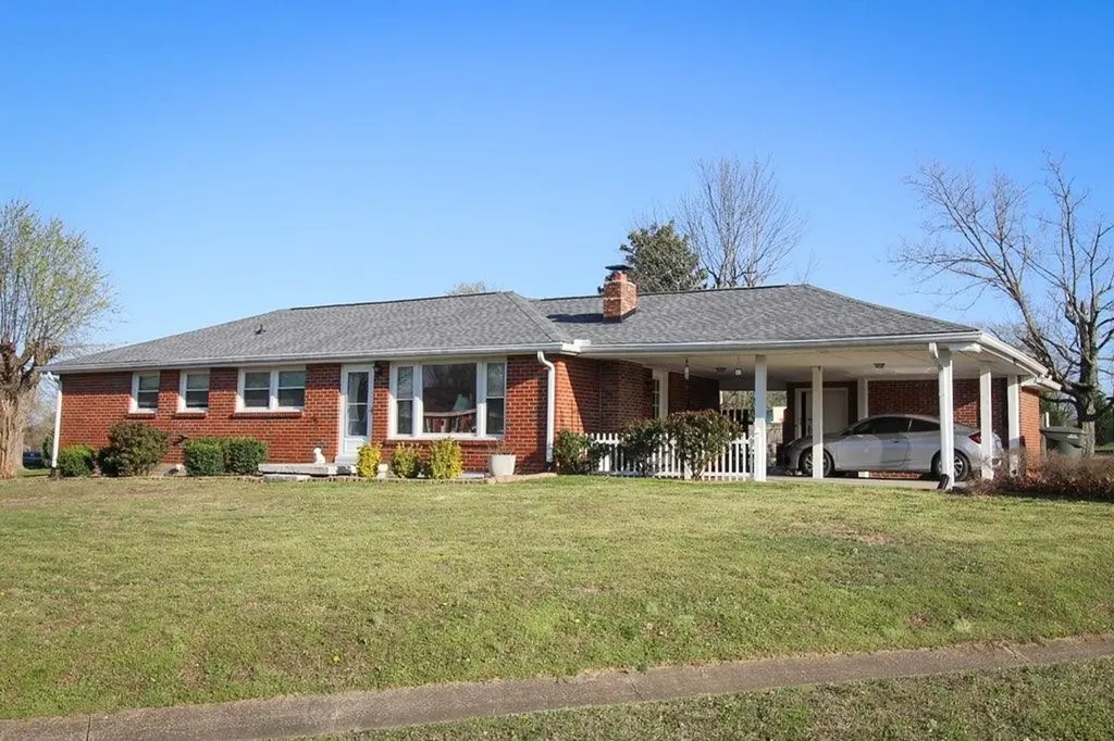 1800 Meadowbrook Drive Springfield TN 37172