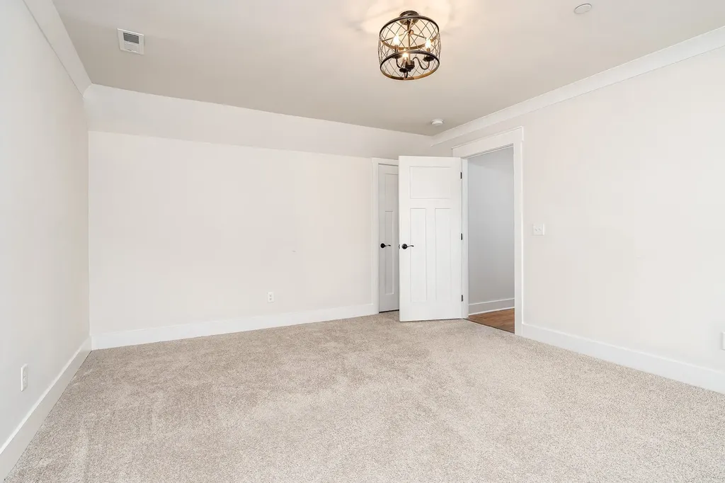2744 Morrow Lane Columbia TN 38401