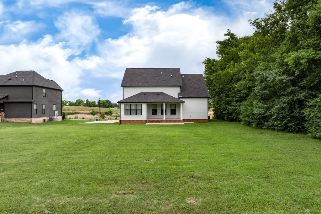 2744 Morrow Lane Columbia TN 38401