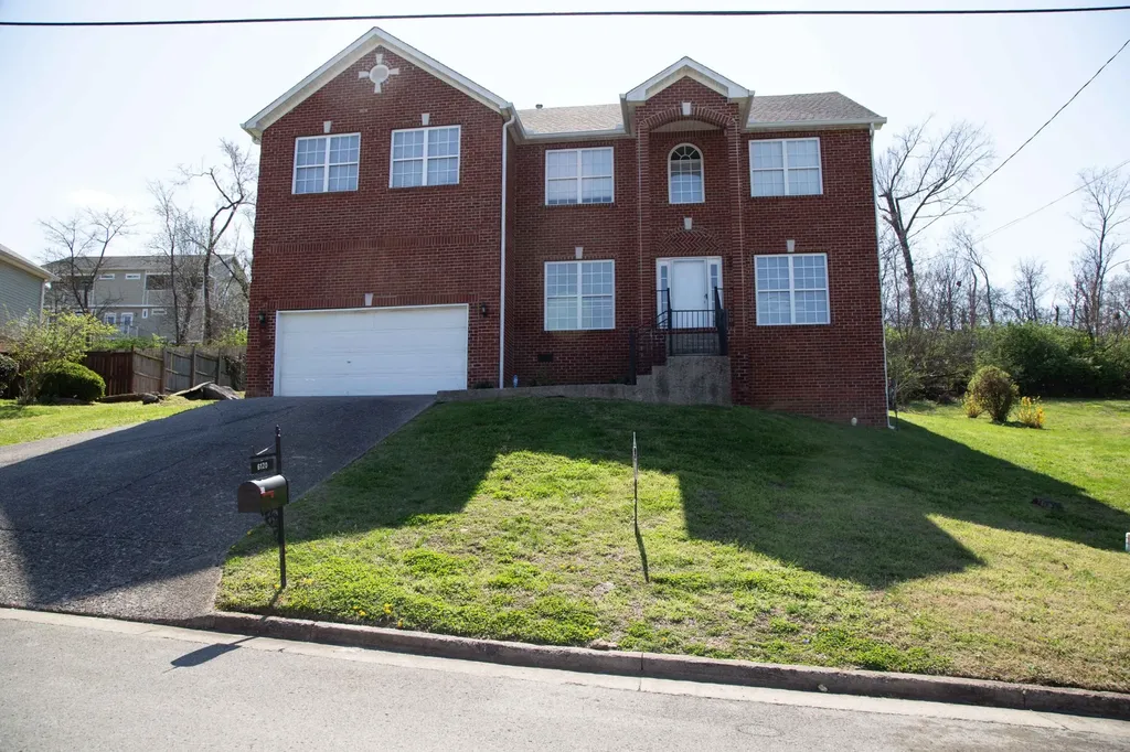 6120 Allen Court Hermitage TN 37076