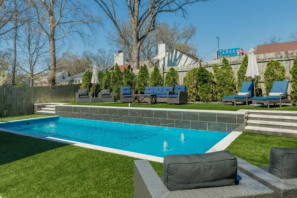 926 Gale Lane Nashville TN 37204
