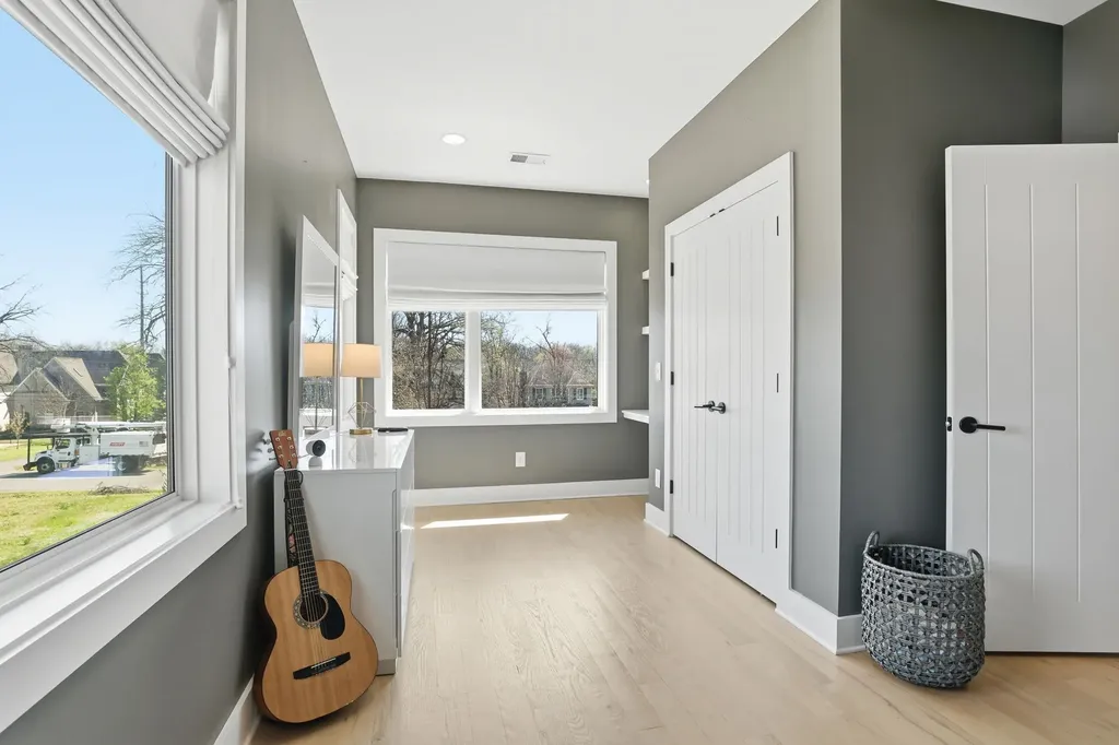 926 Gale Lane Nashville TN 37204