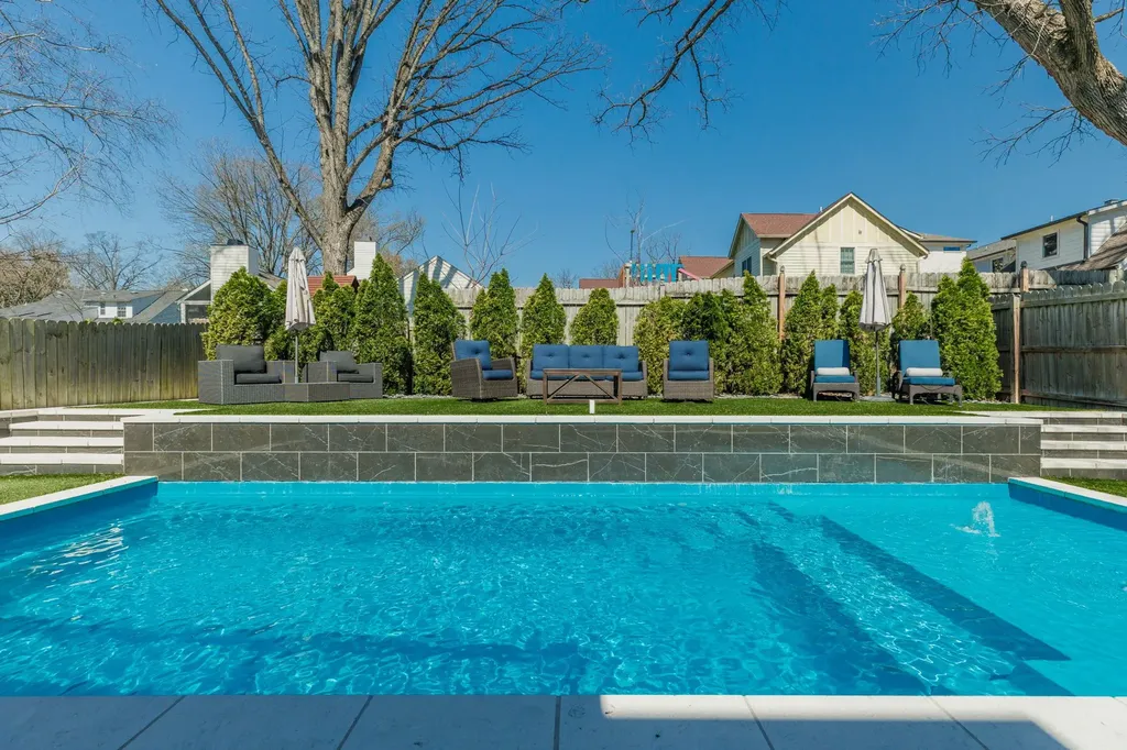 926 Gale Lane Nashville TN 37204